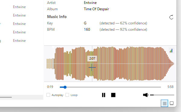 波形はシークバーとしても機能する